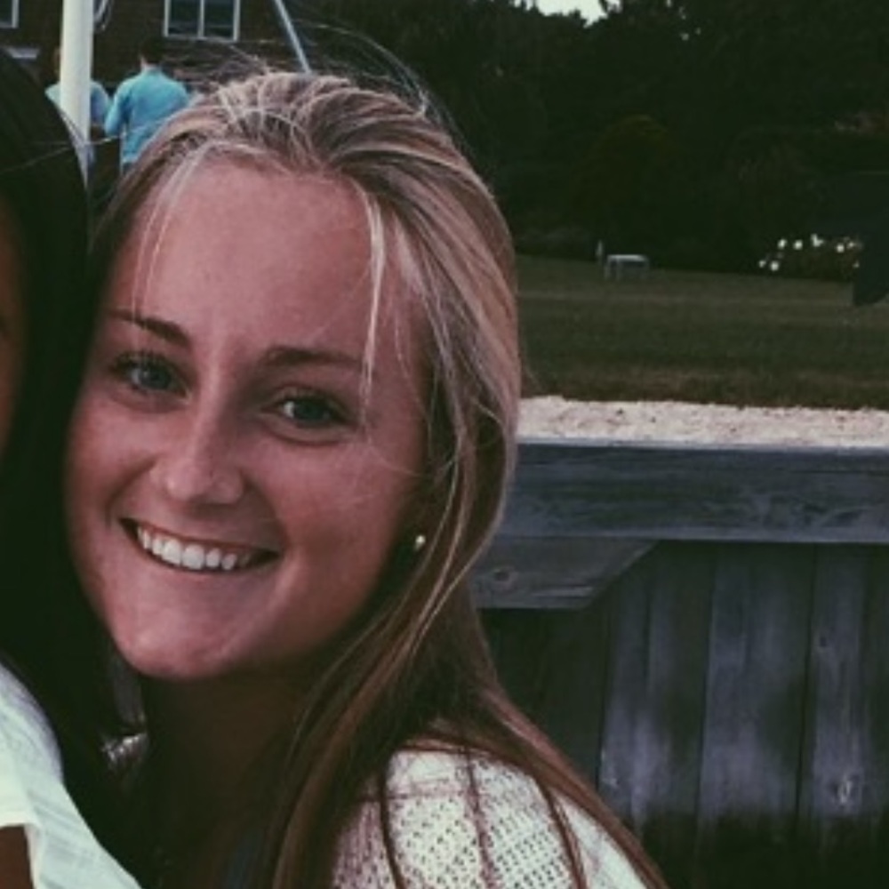 Meet your Posher, Kelly